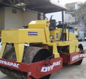 Rolo compactador DYNAPAC CC43.